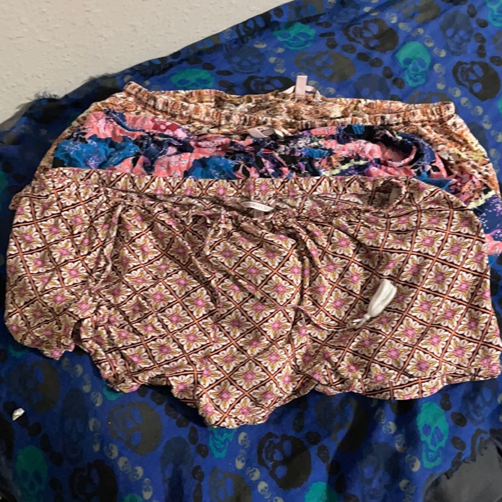 Victoria Secret Pajama Shorts set of 3 size Large